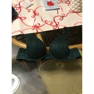 Victoria’s Secret green cheetah Bra